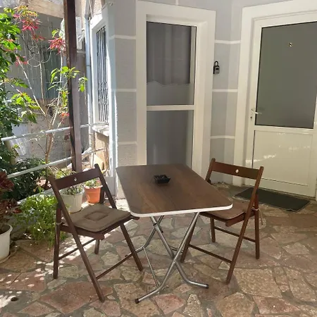 Vakantiehuis May Apartments Studio Sarandë